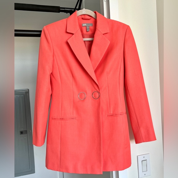 ASOS Coral Strong Shoulder Blazer Jacket size 2. Like new! - Picture 7 of 8